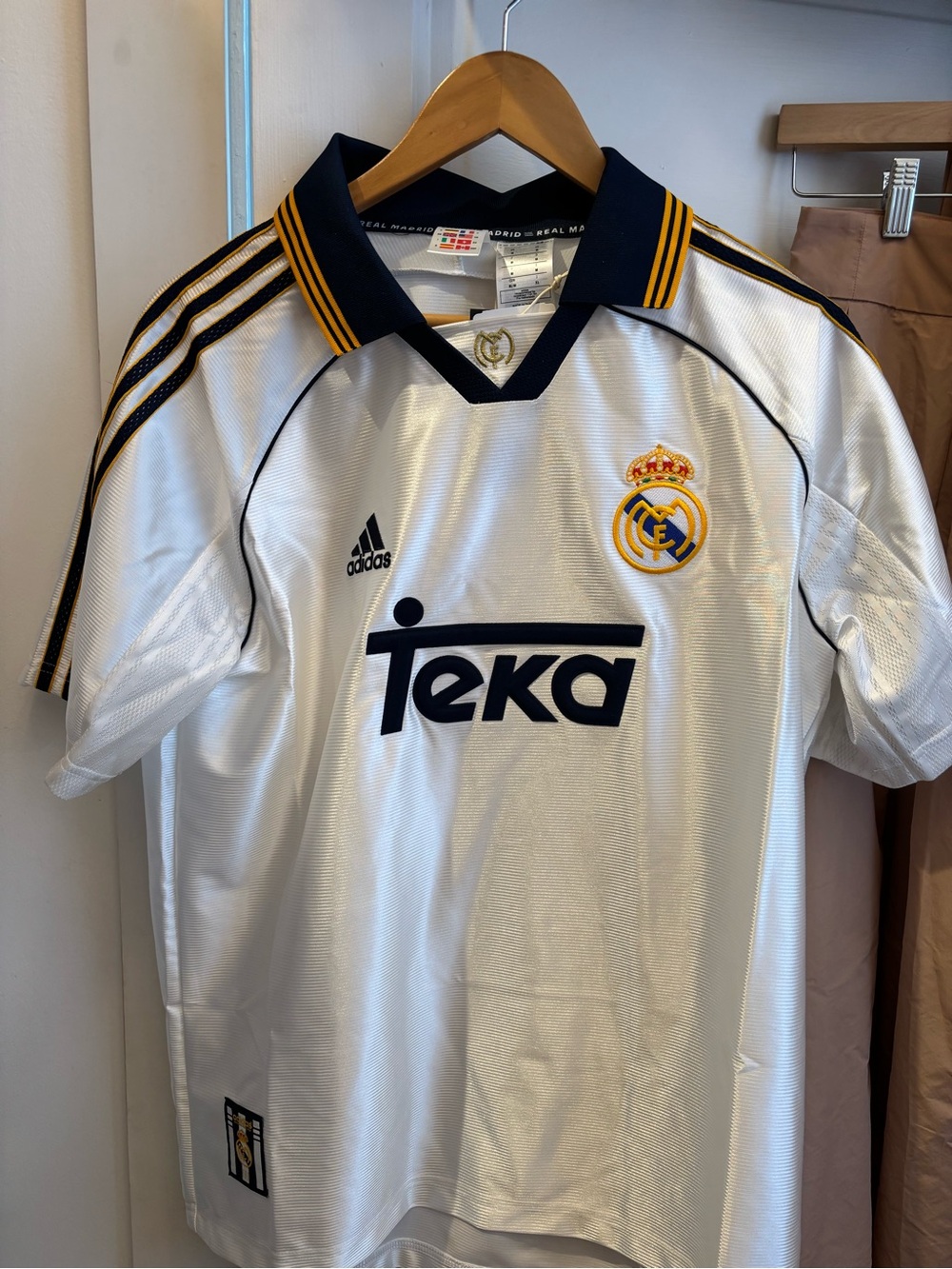 Adidas men’s Real Madrid jersey, size M. NWT
